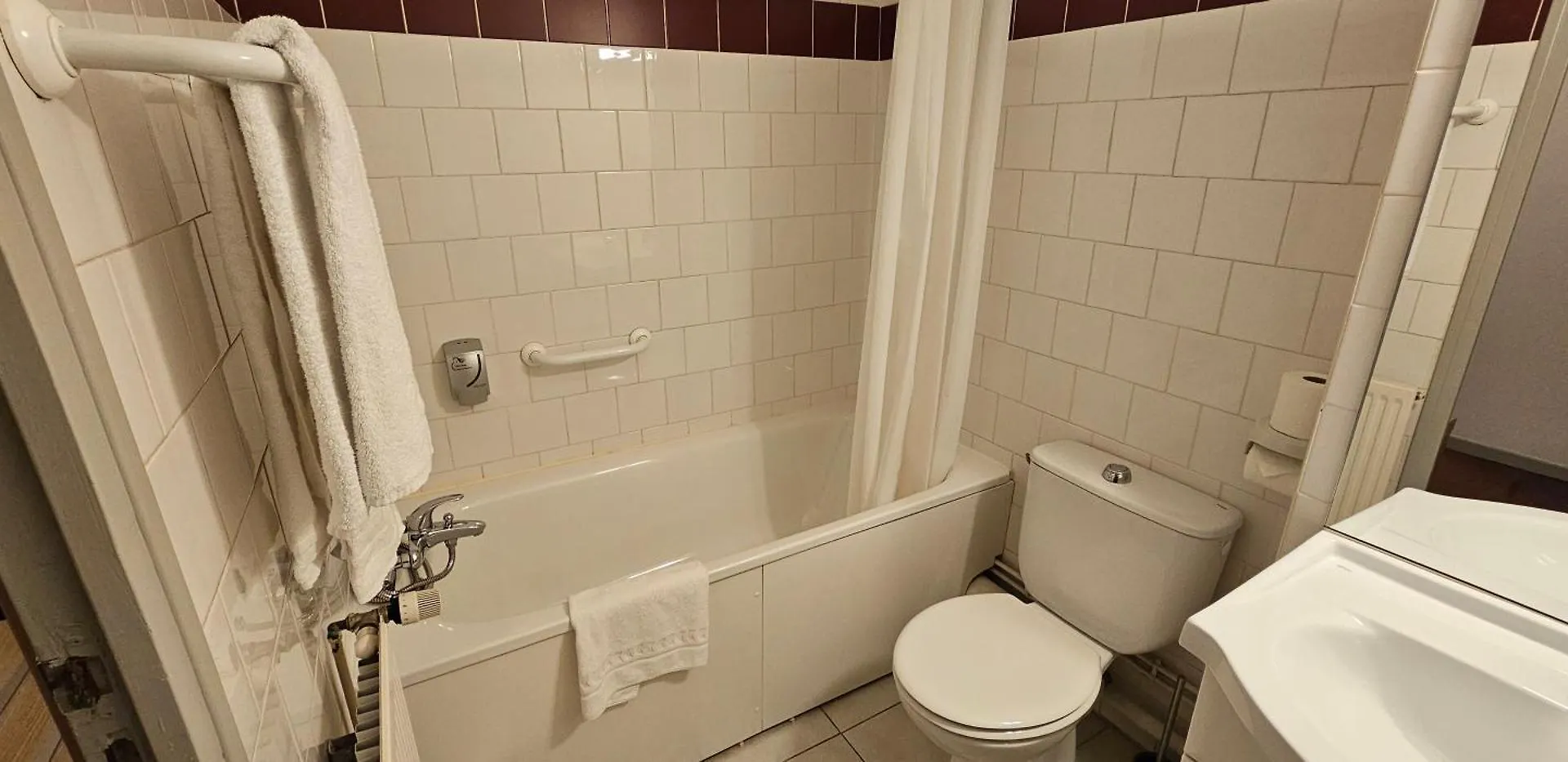 Hotel Lyon Sud, Pierre Benite, St Genis Laval 3*, Pierre-Benite France