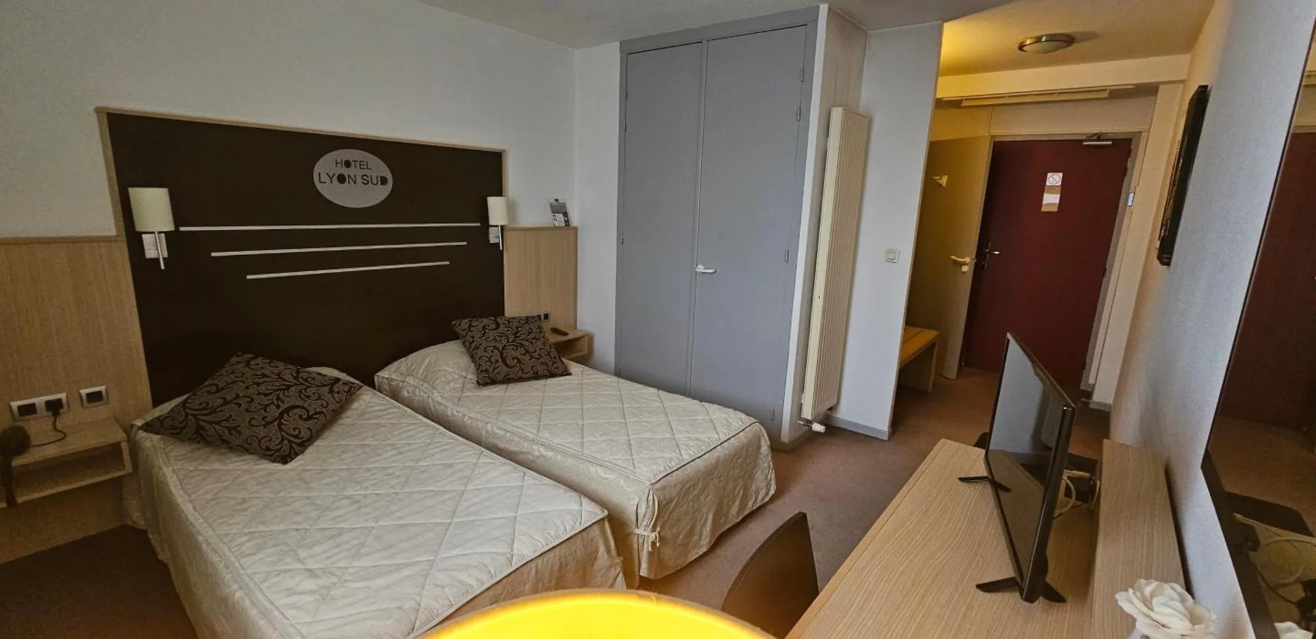 Hotel Lyon Sud, Pierre Benite, St Genis Laval 3*, Pierre-Benite