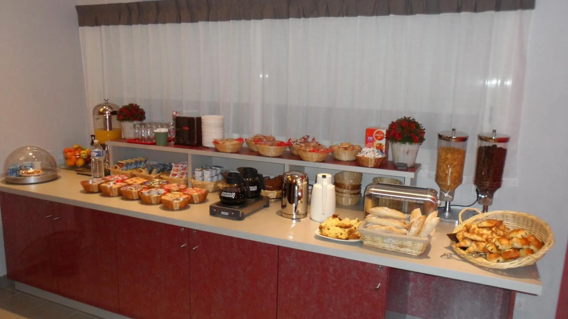 ***  Hotel Lyon Sud, Pierre Benite, St Genis Laval France